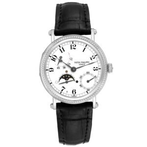Patek Philippe Complications (Reference 5015G-001). A white gold automatic wristwatch with moonphase and power reserve.