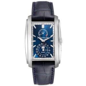 Patek Philippe Gondolo (Reference 5200G-010). A white gold manual wind wristwatch with date, day and 8 days power reserve.