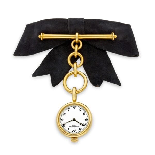 Patek Philippe Les Impériales(reference 4761). A limited edition yellow gold brooch watch. circa 1989