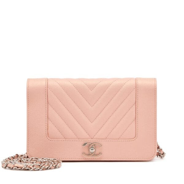 Pink Chevron 19 Wallet on Chain Silver Hardware, 2019