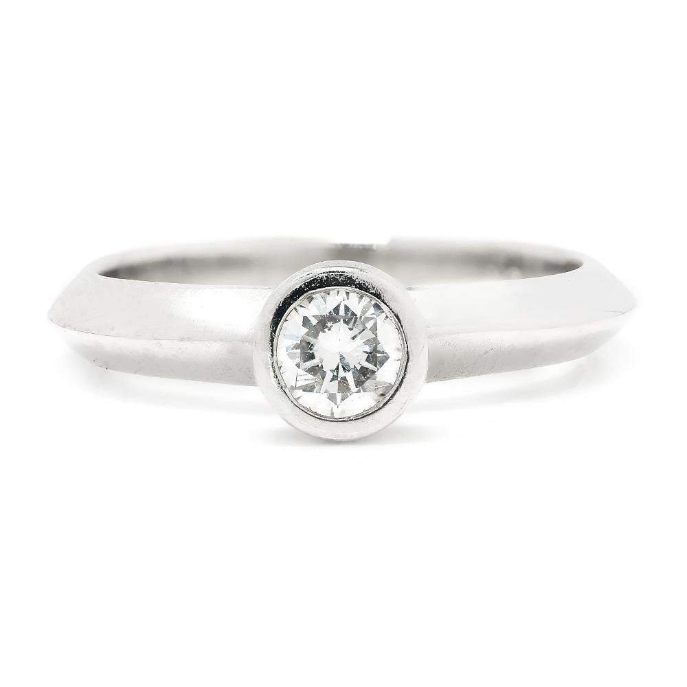 Round Diamond Bezel Set Solitaire Engagement Ring 18K .25ct