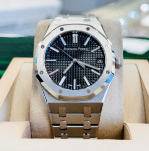 Audemars Piguet Royal Oak 41mm Black Dial Men Watch 15510ST.OO.1320ST.07 UNWORN
