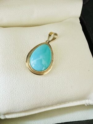 Gorgeous Estate 18k Yellow Gold Robin Egg Blue Turquoise Tear-Drop Pendant