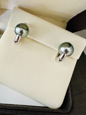 Ladies Estate 18k White Gold Earrings With Large Tahitian Pearls ~ 😍
