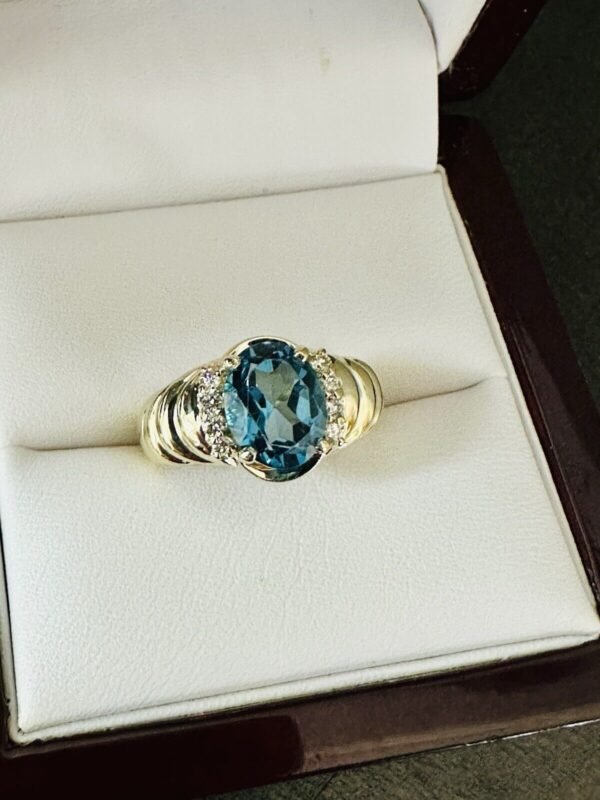 Ladies Natural Blue Topaz and Diamonds in 14K Solid Yellow Gold Ring~ Size 4.5
