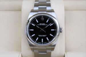 ROLEX 114300 OYSTER PERPETUAL 39MM BLACK DIAL