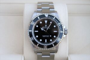 ROLEX 14060 SUBMARINER NO DATE WATCH