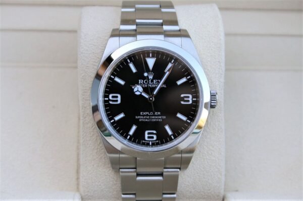 ROLEX 214270 EXPLORER 39MM WATCH MK2 LUME DIAL