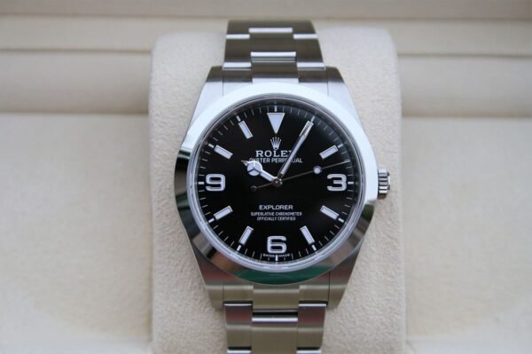 ROLEX 214270 EXPLORER WATCH 39MM LUME MK2 DIAL