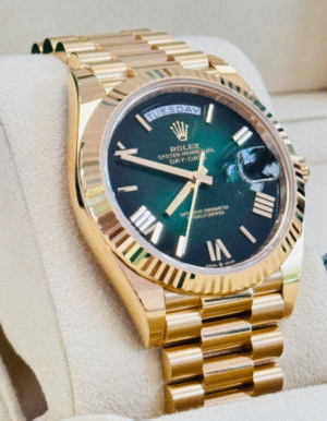 Rolex Day-Date President 40mm 228238 Green Dial 18k Yellow Gold Watch UNWORN