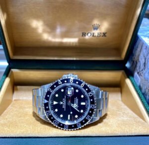 Rolex GMT-Master II Black Dial 40MM Steel Oyster Mens Watch 16710