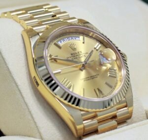 Rolex President 40mm Day-Date 228238 18K Yellow Gold Champagne Roman Dial *NEW*