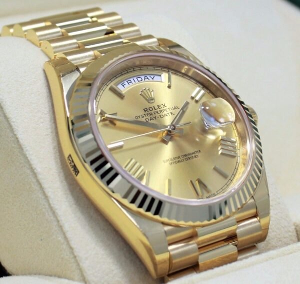Rolex President 40mm Day-Date 228238 18K Yellow Gold Champagne Roman Dial *NEW*
