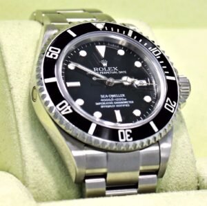 Rolex SEA-DWELLER 16600 Stainless Steel Oyster Date Men's Diver Watch