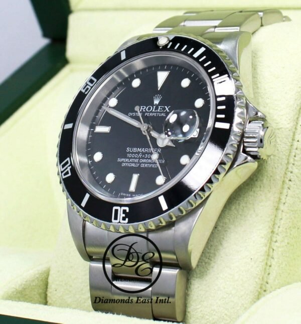 ROLEX Submariner Date 16610 Oyster No Holes Steel Black Dial Watch MINT