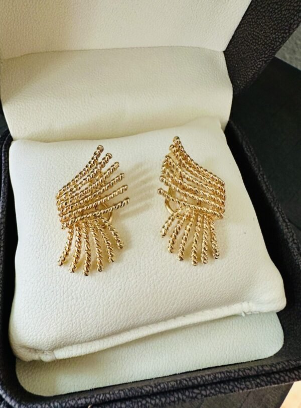 Vintage 18K Yellow Gold Tiffany & Co Schlumberger “V” Ropes Earrings