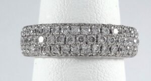 Beautiful 2.40ct Diamond Band - R9562