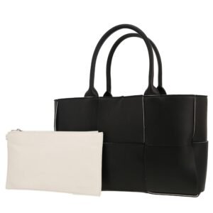 Bottega Veneta Arco handbag in black intrecciato leather