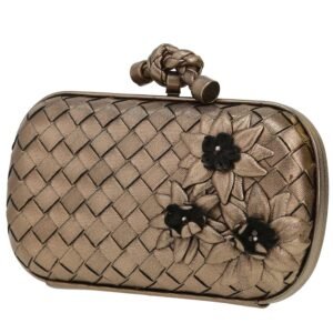 Bottega Veneta Knot pouch in bronze braided leather