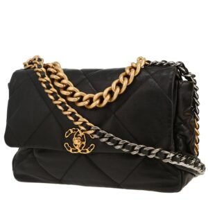 Chanel 19 shoulder bag in black quilted leather