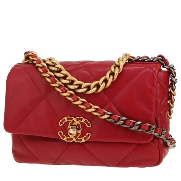 Chanel 19 shoulder bag in burgundy quilted leather