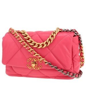 Chanel 19 shoulder bag in pink quilted leather