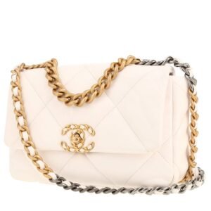 Chanel 19 shoulder bag in white quilted leather