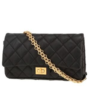 Chanel 2.55 clutch-belt in black quilted leather