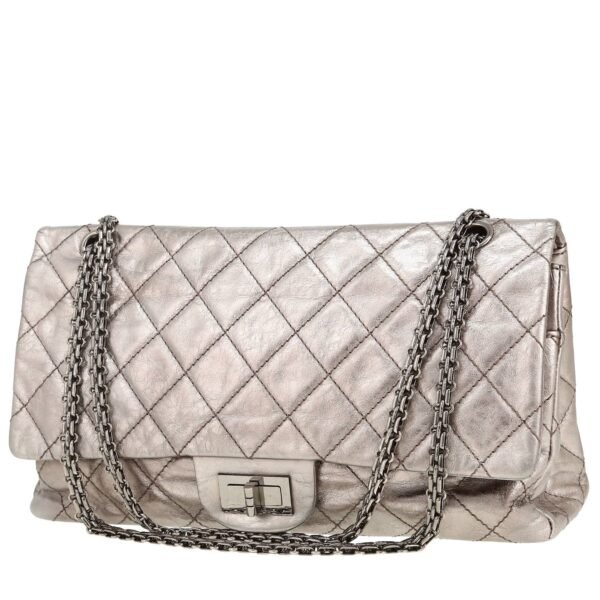 Chanel 2.55 shoulder bag in silver quilted leather