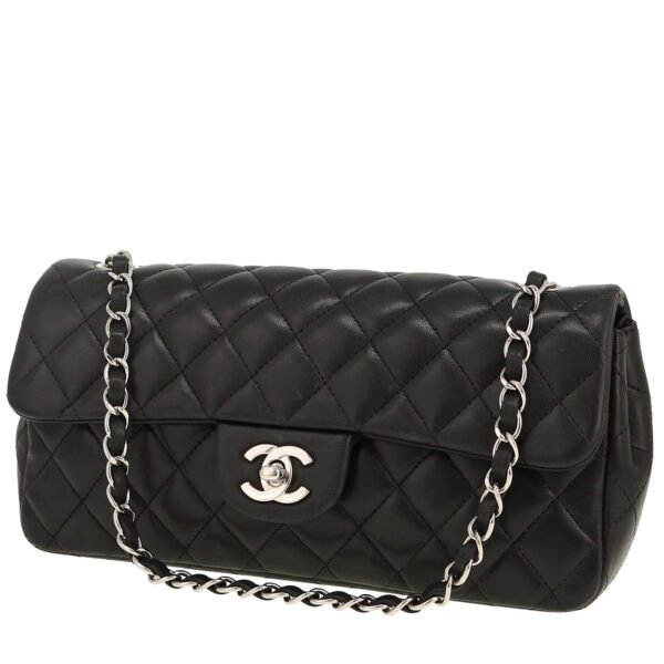 Chanel Baguette handbag in black quilted leather