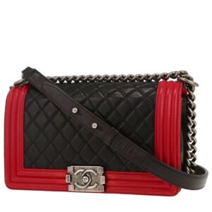 Chanel Boy shoulder bag in black and red bicolor quilted leather