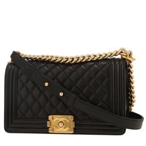 Chanel Boy shoulder bag in black quilted leather