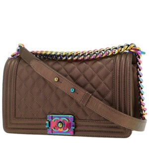 Chanel Boy shoulder bag in golden brown quilted leather