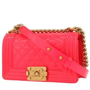 Chanel Boy small model shoulder bag in pink patent leather