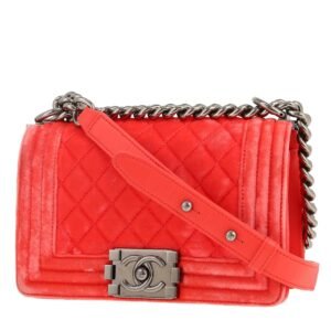 Chanel Boy small shoulder bag in pink quilted velvet