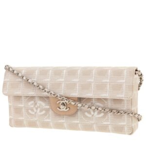 Chanel Choco bar shoulder bag in beige quilted canvas