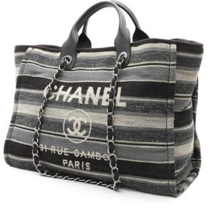 Chanel Deauville shopping bag in beige, black and blue tricolor canvas and navy blue leather