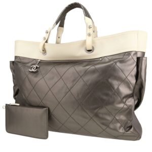 Chanel Paris-Biarritz shopping bag in grey canvas and white canvas