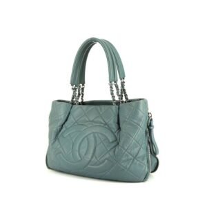 Chanel shopping bag in blue quilted grained leather