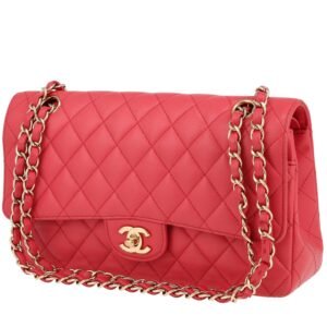 Chanel Timeless Classic handbag in pink quilted leather