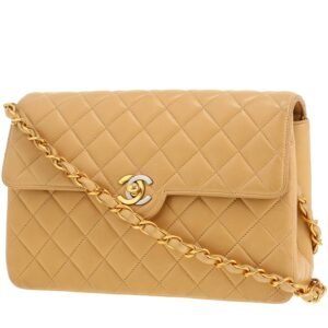 Chanel Timeless handbag in beige quilted leather