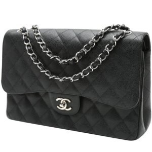 Chanel Timeless Jumbo shoulder bag in black quilted grained leather