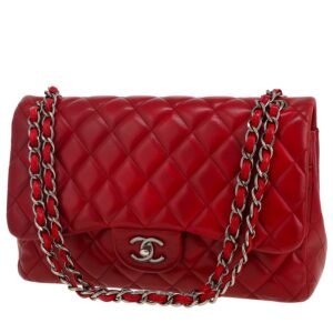 Chanel Timeless Jumbo shoulder bag in burgundy quilted leather