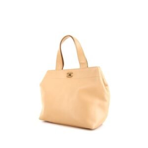 Chanel Vintage handbag in beige leather