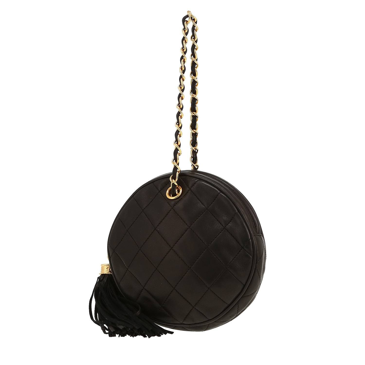 Chanel Vintage handbag in black quilted leather