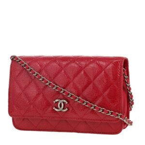 Chanel Wallet on Chain shoulder bag in red patent quilted leather
