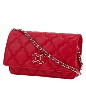 Chanel Wallet on Chain shoulder bag in red quilted leather