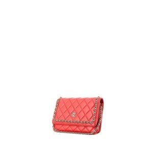 Chanel Wallet on Chain shoulder bag in red quilted leather