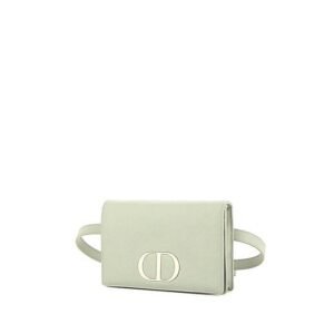 Dior 30 Montaigne pouch in grey grained leather