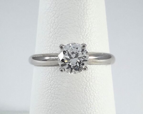 EGLUSA Round Diamond Solitaire Ring - R10221
